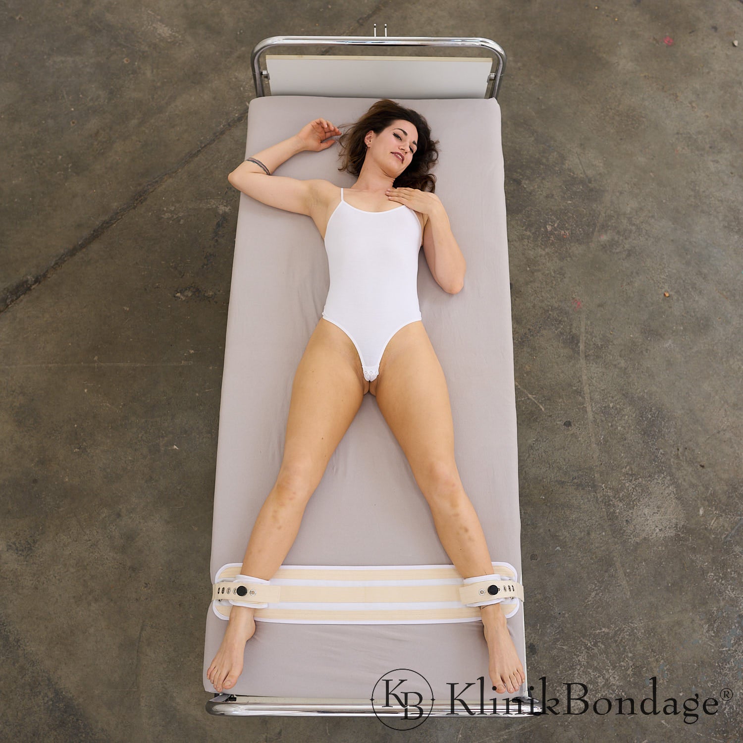 Feet BDSM Bed Cuffs With Connection Belt White