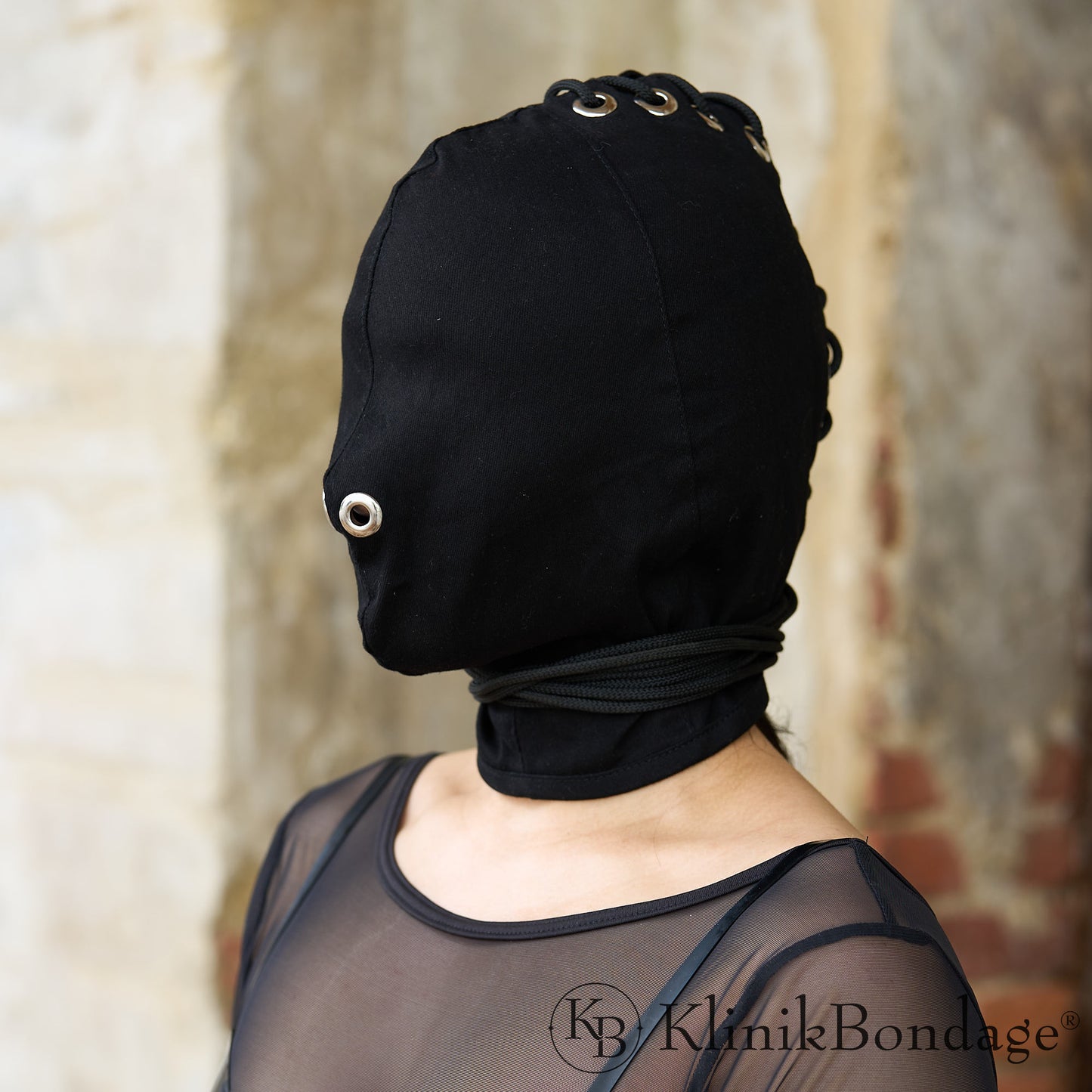 Bondage mask without mouth opening black